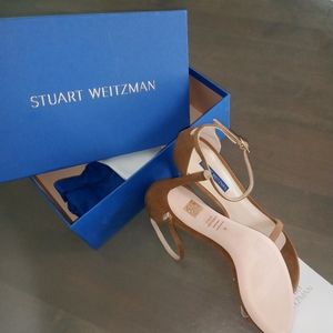 Stuart weiztman size 9 women beige heel